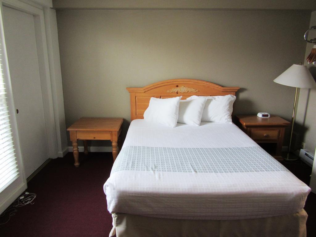 White Buffalo Hotel West Yellowstone Eksteriør billede
