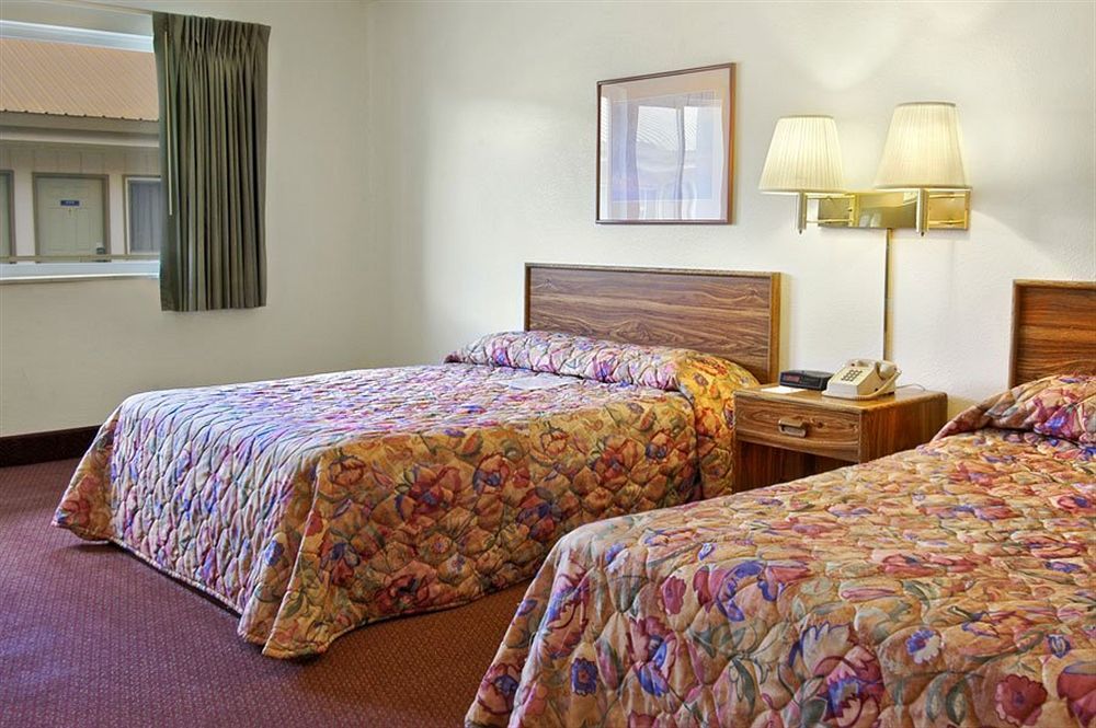 White Buffalo Hotel West Yellowstone Eksteriør billede